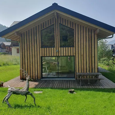Chalet Neuf A : 4 Pers, 75m², Terrasse, Proche Centre, Wifi, Parking - Fr-1-524-113 Morzine